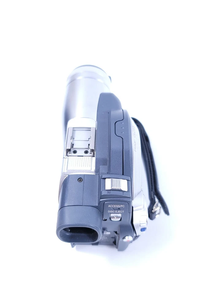 Read - Panasonic VDR-M70 Camcorder Silver As is For Parts Or Repair / POWERS ON - Image 3 of 4