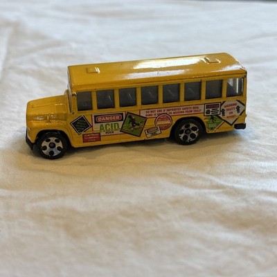 Vintage 1988 Hot Wheels Yellow School Bus Brats On Board Danger Acid Rock 1:64