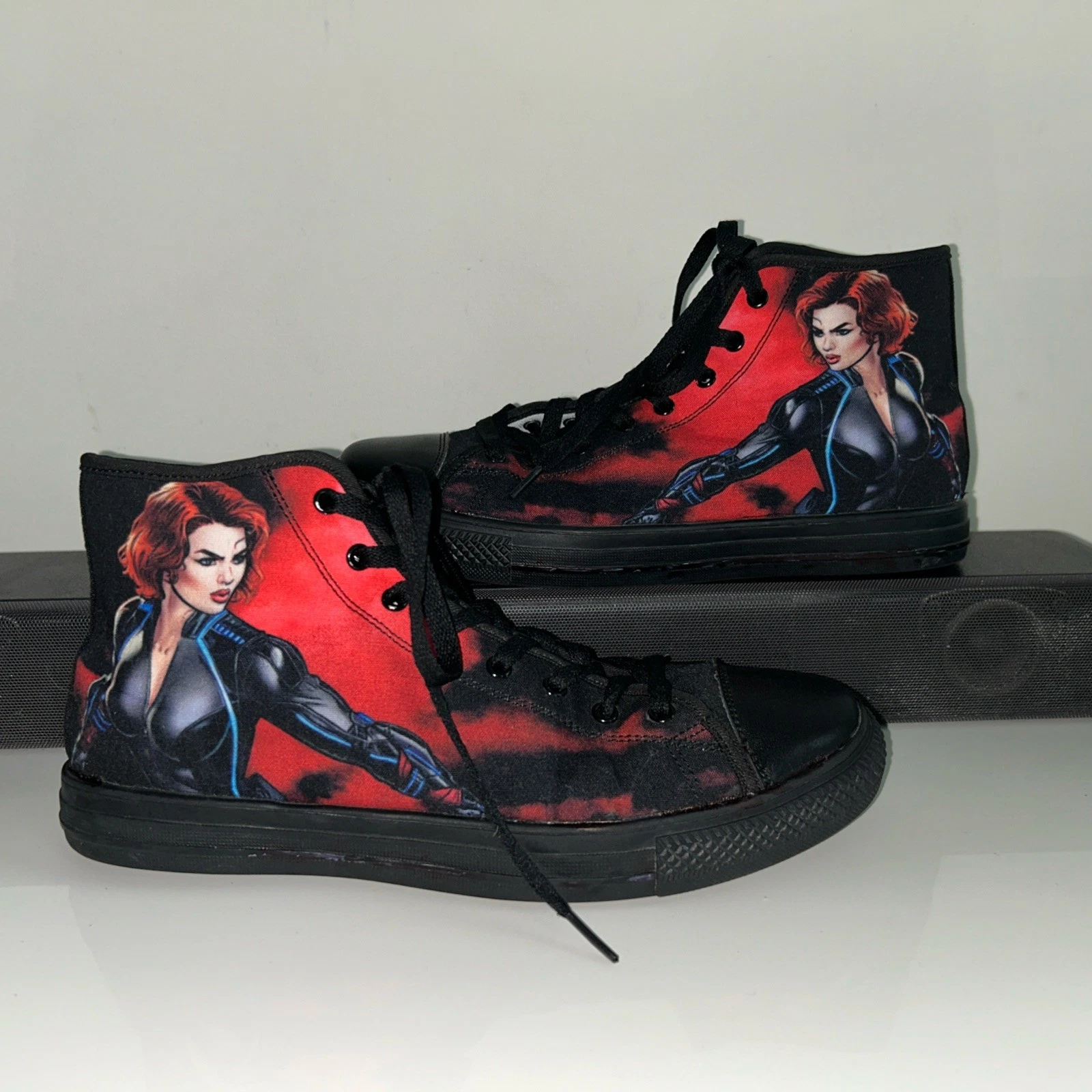 Unbranded Men's High Top Marvel Sneakers Excellent Condition Sz