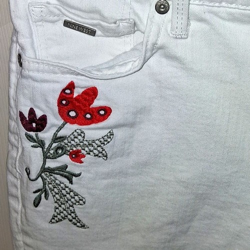 Nine West Chrystie Capri Embroidered White Size 6 - Picture 3 of 6
