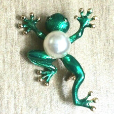 Green Frog with a Pearl Brooch Pin New Cutie Ready to be Cherished  Enjoyed 
