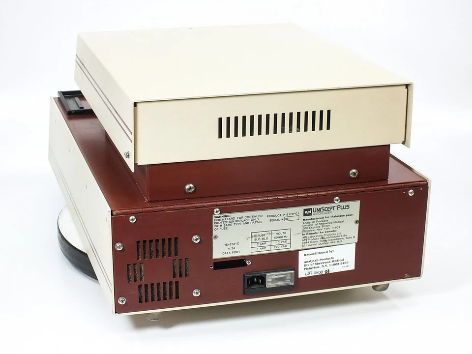 Sistema de prueba de susceptibilidad antimicrobiana API 6170-01 Uniscept Plus Autoreader Foto 2 de 4