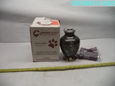Best Friend Services Arcadia Paws Series Pet Urn Medium Slate 9.45 x 6.18 x 6.1