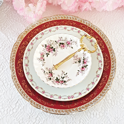 Elegant 3-Tier Cake Stand: Pink Burgundy Handmade Dessert Tray Wedding Decor - Picture 4 of 11