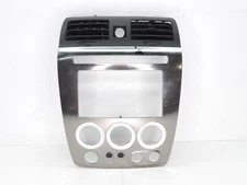 2006-2010 Hummer H3 H3T Center Dash Radio Climate Control Trim Bezel Panel OEM