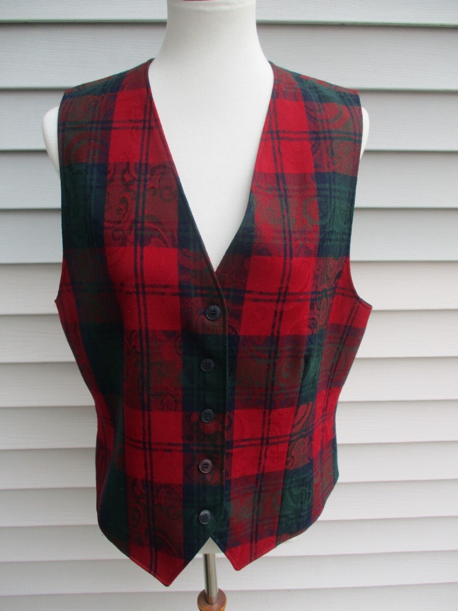 PERFECT PENDLETON Virgin Wool RED GREEN Plaid VES… - image 1