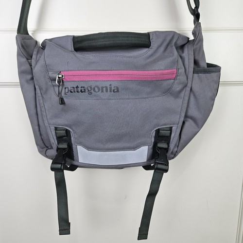 Patagonia Mini Mass Messenger Bike Bag Gray Pink Reflective