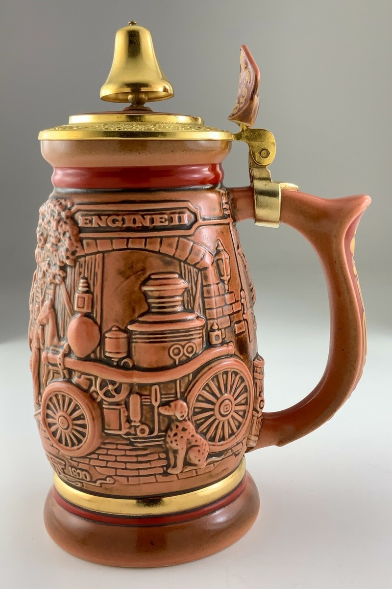 ゆ*か様 非売品 Avon House パブミラー 激レア品 ビッグサイズ W8 1990 Avon Canada Lidded Beer Stein Tribute to Firefighters 13098