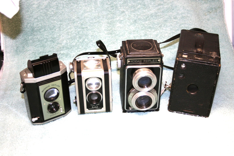 KODAK TLR'S ( 3 ) AND 1 BROWNIE