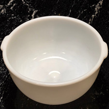 Vintage 9" White Milk Glass Mixing Bowl For Standing Mixer Excellent Condition