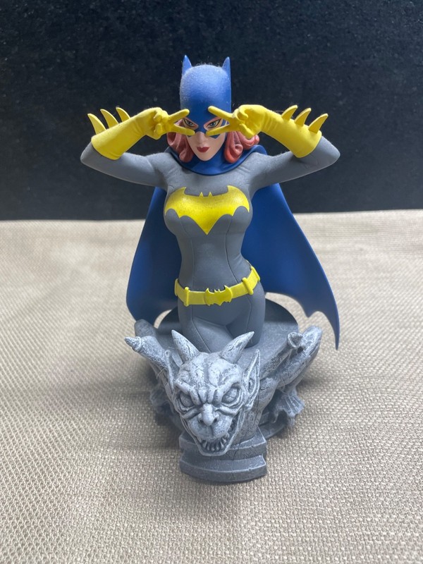 Batgirl Statue DC Direct Women of the DC Universe Series 2  7-8" tall numbered