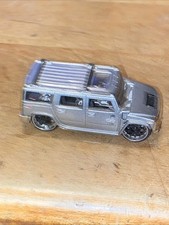 Maisto Hummer H2 silver SUV