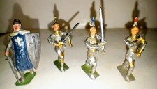 Lot 4 Vintage Medieval Knights Lead Figures