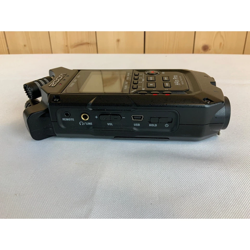 Zoom H4n Pro Portable Handy Recorder & Case - Bild 4 von 4