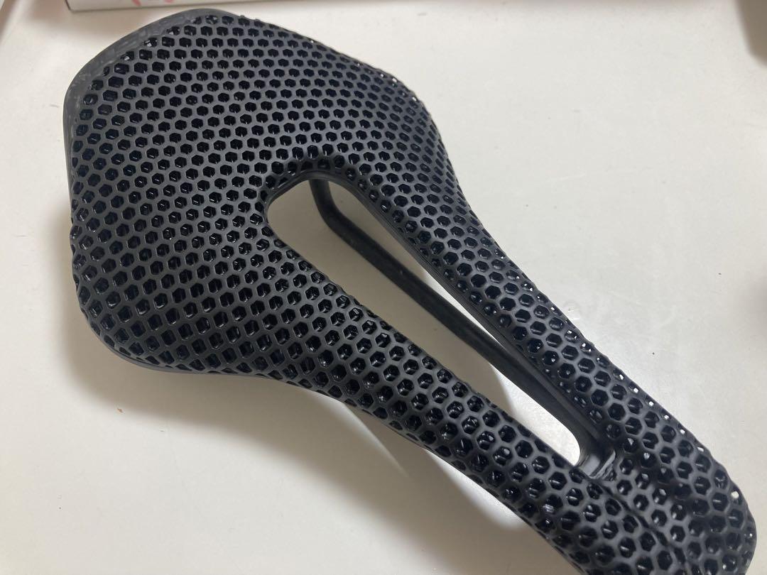 Ryet Aircode 3D Printed Saddle Carbon Rail
