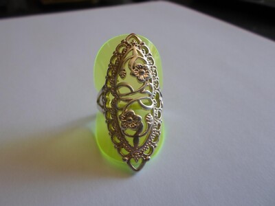 Bague En Argent Massif Taille 60 - Forme Marquise Avec Décor Floral Gravé - Occasion, Couleur Argenté