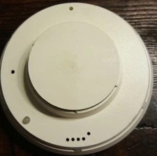 Cerberus Pyrotronics DI-AX3 Smoke Detector Fire Alarm