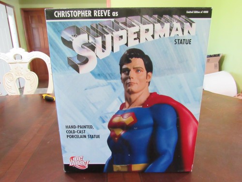 DC DIRECT SUPERMAN CHRISTOPHER REVES PORCELAIN STATUE LTD ED #1426 of 4000 - MIB