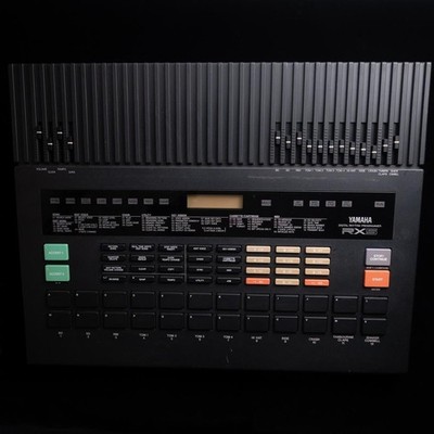 YAMAHA RX5 Digital Rhythm Programmer Drum Machine w/ 100-240V