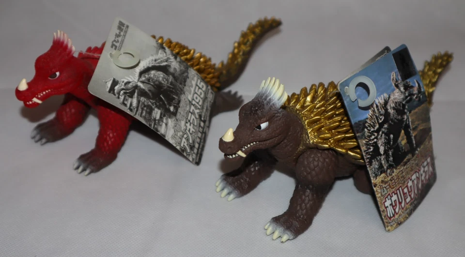 ANGUIRUS BANDAI MOVIE MONSTER NEW TAGS 1968 1955 THEATER EXCLUSIVE GODZILLA VTG - Image 2 of 4