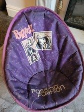 Purple Bratz mga y2k Passion 4 Fashion Saucer foldable camping chair rare