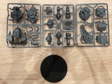 Space Marines: Ballistus Dreadnought Warhamme...