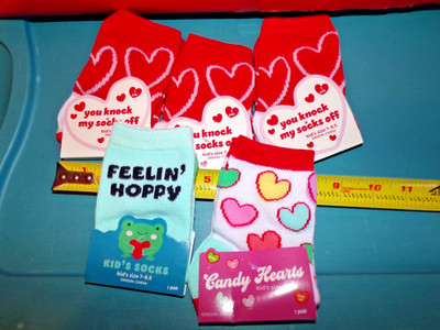 Set Of Five Pairs Of Girls Socks Size 7-8.5 Candy Hearts & FEELING HOPPY NWT