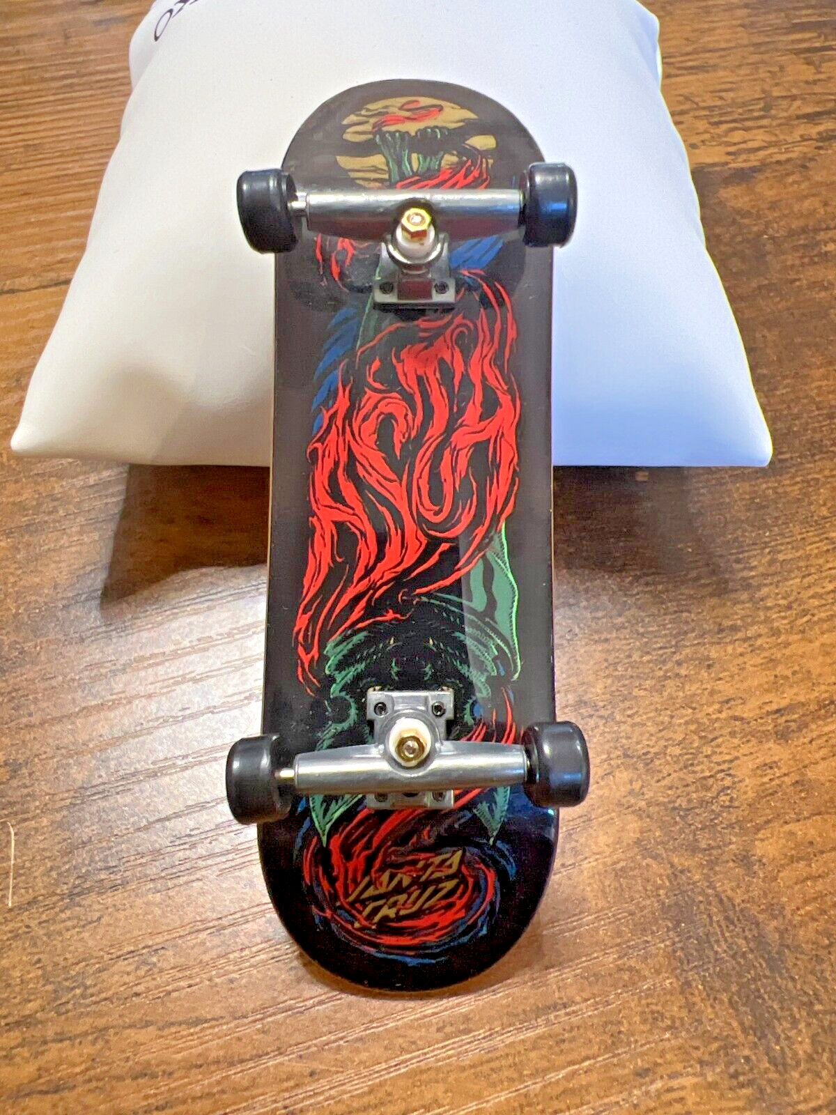 Tech Deck Fingerboard Lot of 5 Boards, Skateboards. Pre-owned VG Condition.