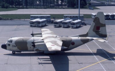 Kodachrome slide CNA-OM LM C-130H Hercules Royal Moroccan A/F Jun 1985 (A13)