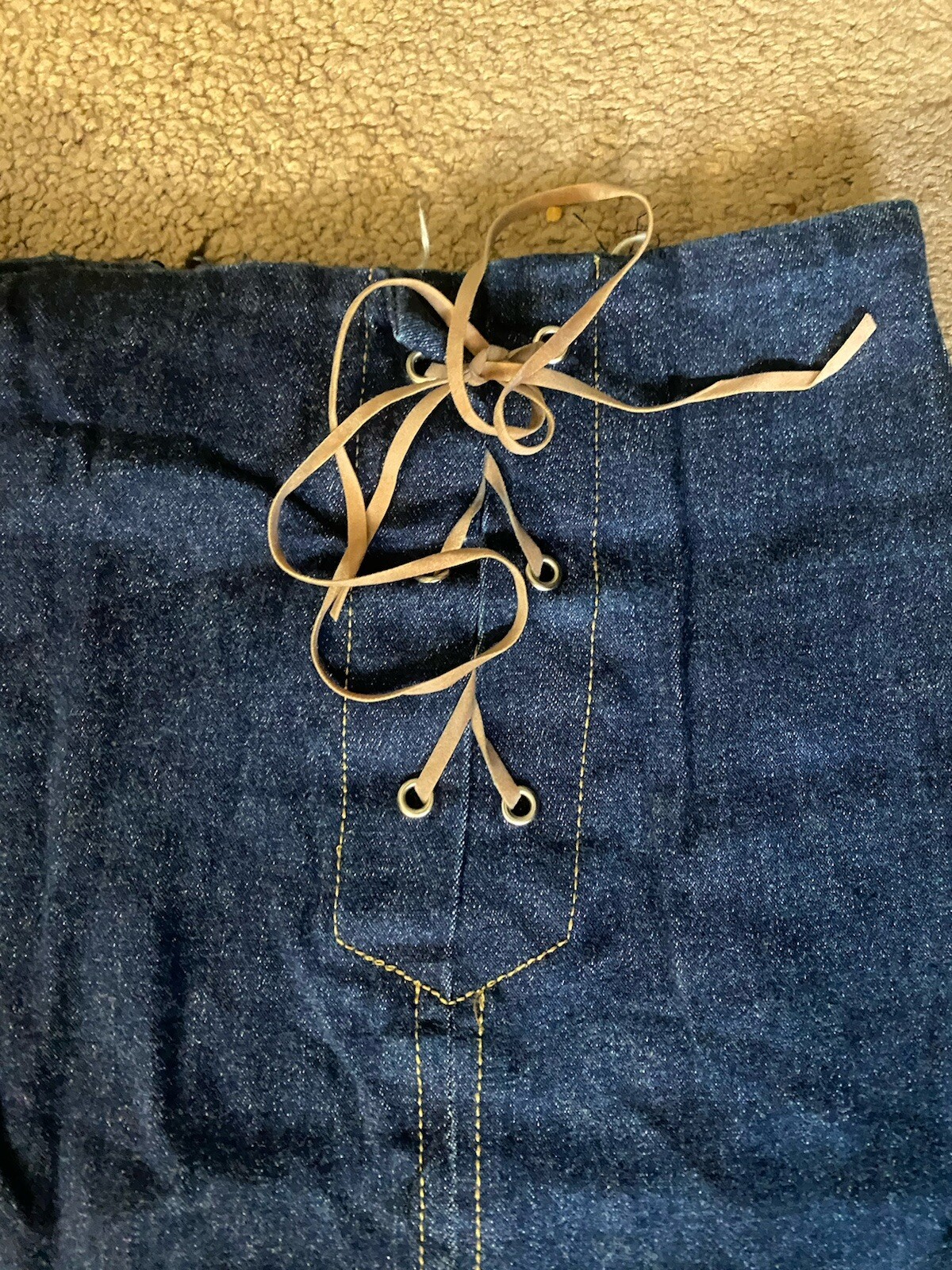 Picture 2 of 4