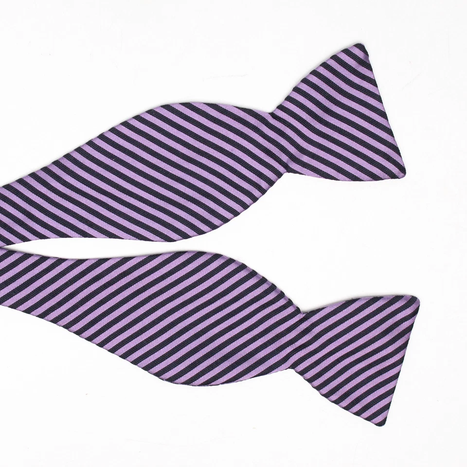 Pajarita de seda para hombre Neiman Marcus púrpura negra tejido a rayas mariposa  Foto 2 de 4