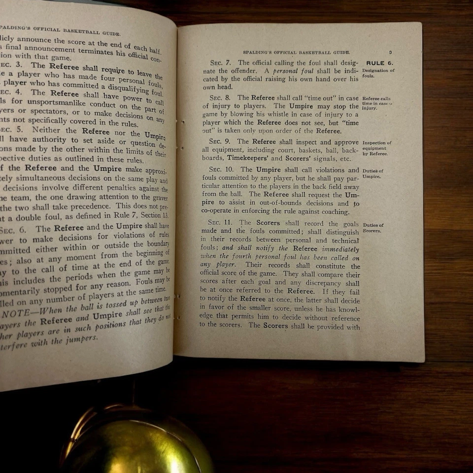 Rare vintage OFFICIAL BASKETBALL RULES 1922-1923 Pamphlet - Image 4 of 4