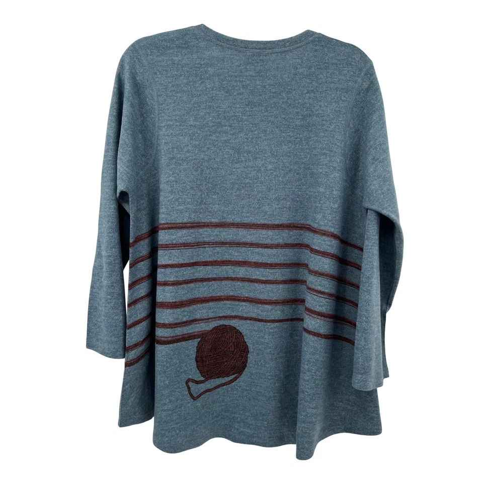 Inoah Women's Blue Cat & Yarn Graphic Long Sleeve Top L Made in USA Casual - Image 3 of 4