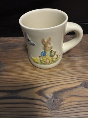 Ivory Color-Embossed Brown Bunny Rabbit/Chick/Butterfly Graphic Mug Set of 2