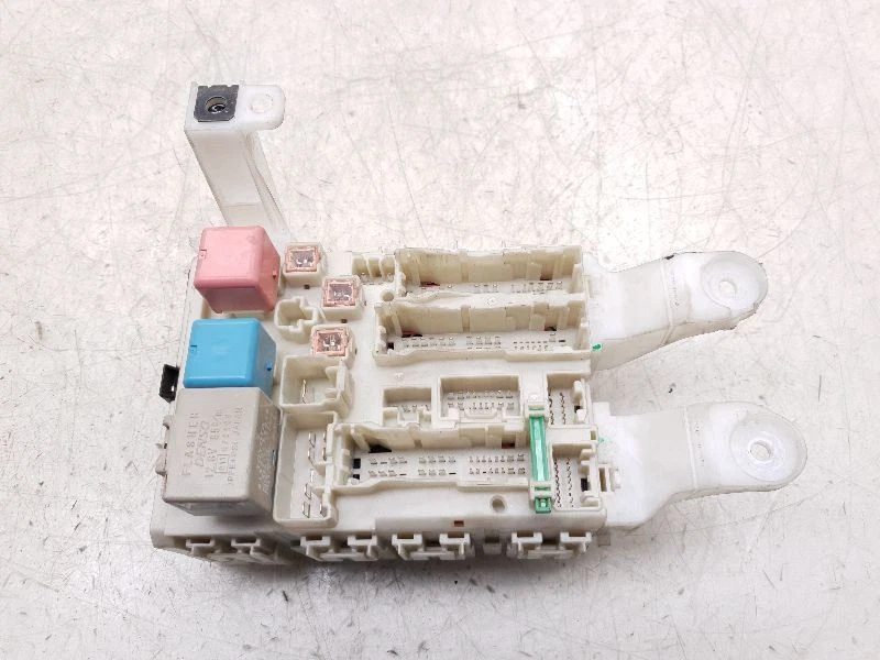 CAIXA DE FUSÍVEIS 2009 SCION XB 2.4L FWD AT CABIN INTERIOR  - Imagem 2 de 4