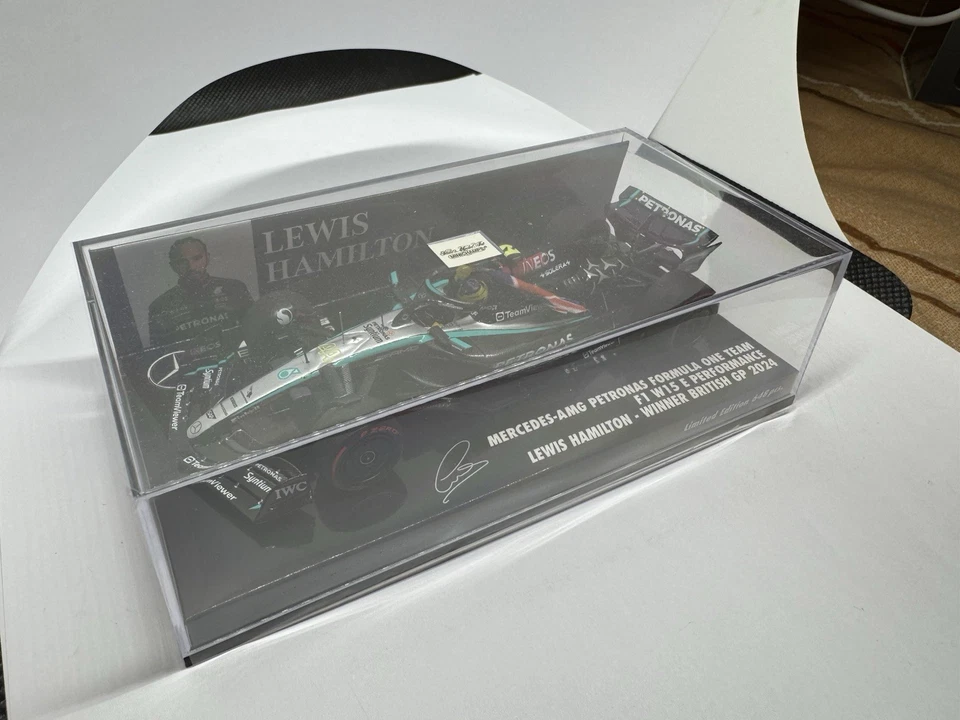 minichamps F1 Mercedes W15 Winner British Gp 2024 Hamilton 1.43 - Immagine 2 di 4