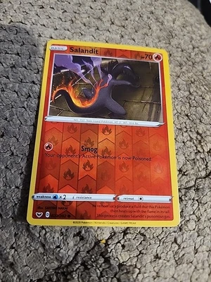 Salandit 027/202 Swsh01: Sword & Shield Reverse Holo LP - Image 1 of 2