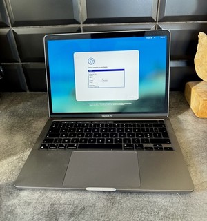 MacBook pro M1 2020 13 pouces 16Go SSD 512 Go