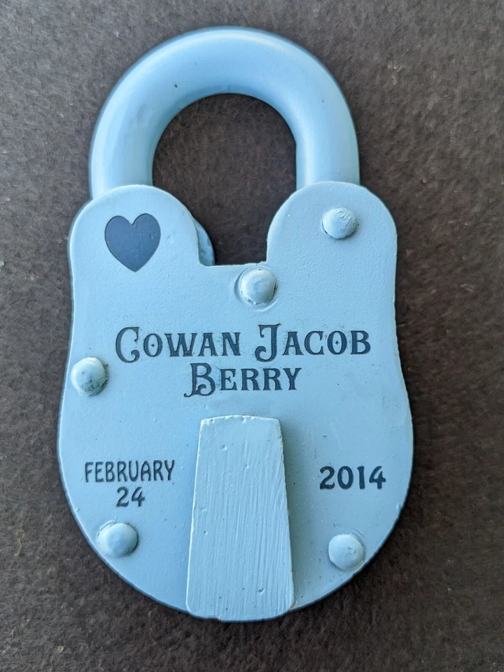 个性化婴儿公告,古董锁,新生儿,男宝宝,生日礼物 — 第 2/4 张图片