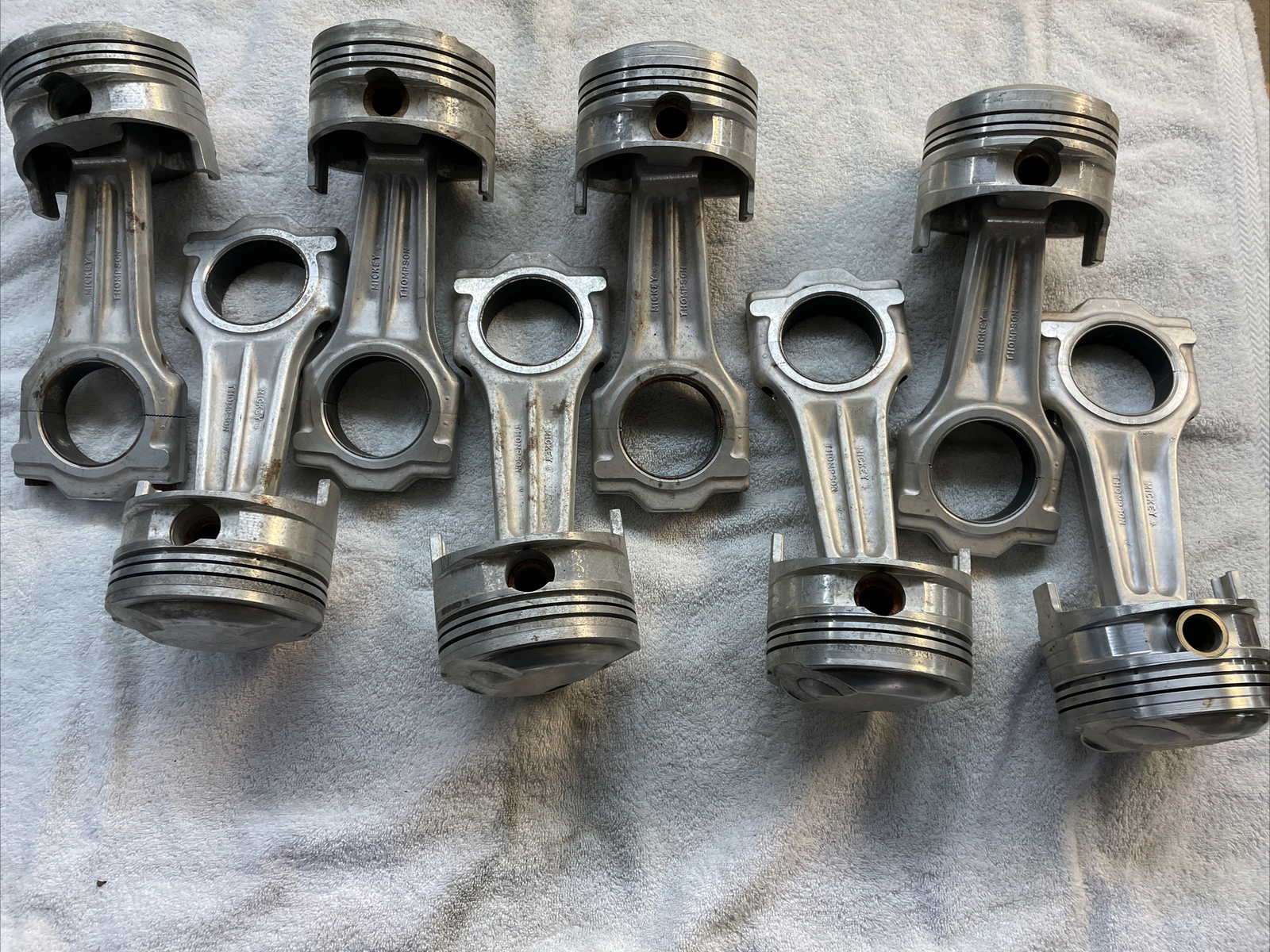 Mickey Thompson Ford Boss 429 aluminum connecting rods And