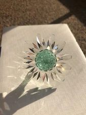 Swarovski Crystal SCS 2000 GREEN MARGUERITE DAISY FLOWER  **With ORIGINAL Box**