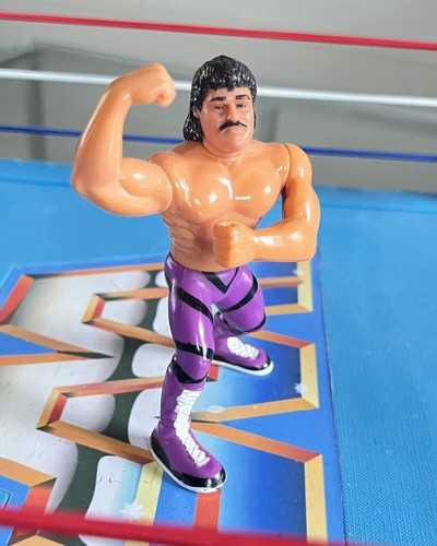 RAVISHING RICK RUDE WWF / WWE Wrestling Figure Vin...