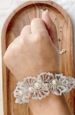 White Pearly DNA Bracelet