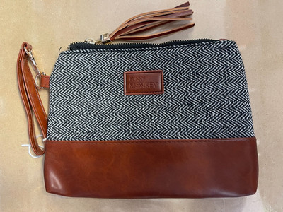 Funky Monkey Corner Wristlet Detail - Black/White Chevron desing W/ Brown Faux
