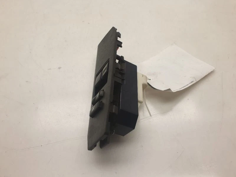 CONJUNTO INTERRUPTOR MAESTRO PUERTA DELANTERA LADO CONDUCTOR TOYOTA YARIS 12-18 Foto 3 de 4