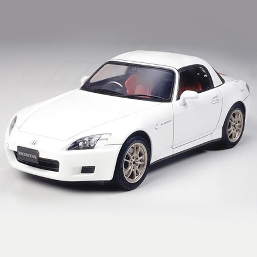 Tamiya 1/24 Honda S2000 Sports Car Detailed Plastic Model Tamiya 1/24 Honda S2000 Sports Car Detailed Plastic Model
