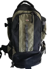 Swiss Gear WEGNER Youth Large Technical Internal Frame Pack Hiking Backpack