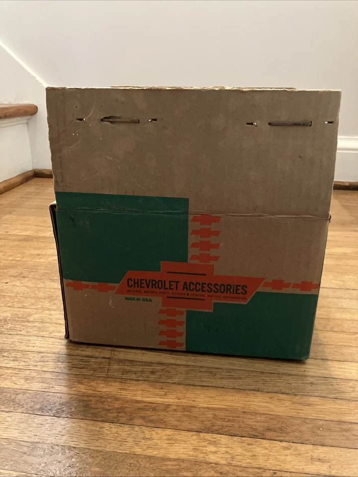 Radio manual personalizada Chevrolet Chevelle 1964 985773 serie 5000 Foto 3 de 4