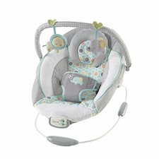 comfort & harmony cradling bouncer in cozy kingdom