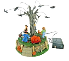 Dept 56 The Original Snow Village Halloween Costume Parade #55201 Old Stock w/Bx